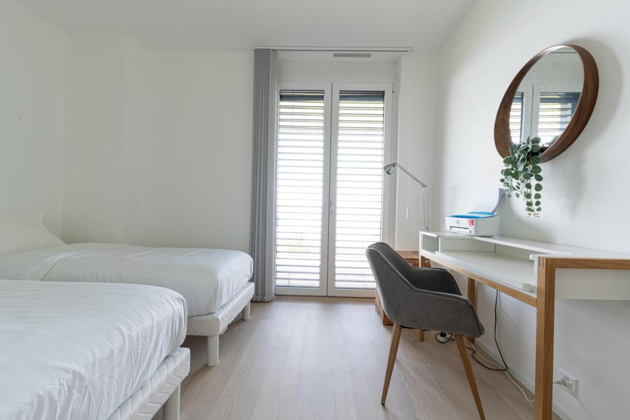 Les Terrasses De Lavaux 1 - Appartement De Luxe Avec Vue Panoramique Et Piscine Puidoux Eksteriør bilde