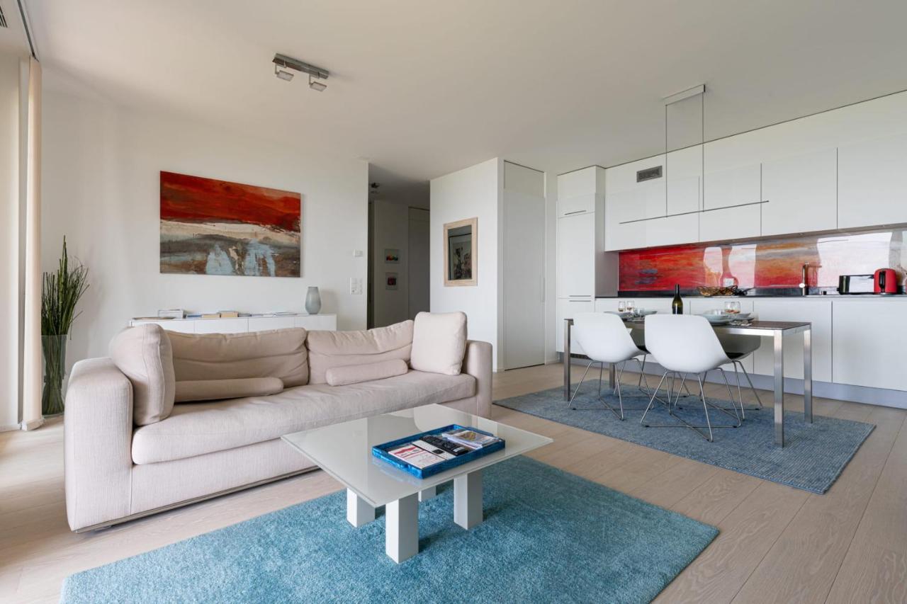 Les Terrasses De Lavaux 1 - Appartement De Luxe Avec Vue Panoramique Et Piscine Puidoux Eksteriør bilde