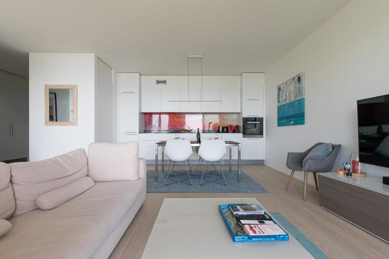 Les Terrasses De Lavaux 1 - Appartement De Luxe Avec Vue Panoramique Et Piscine Puidoux Eksteriør bilde